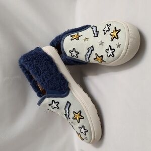 UGG Patch It Slip-on Shearling Bleach Denim Blue Gold Star Sneakers (W Size 7.5)